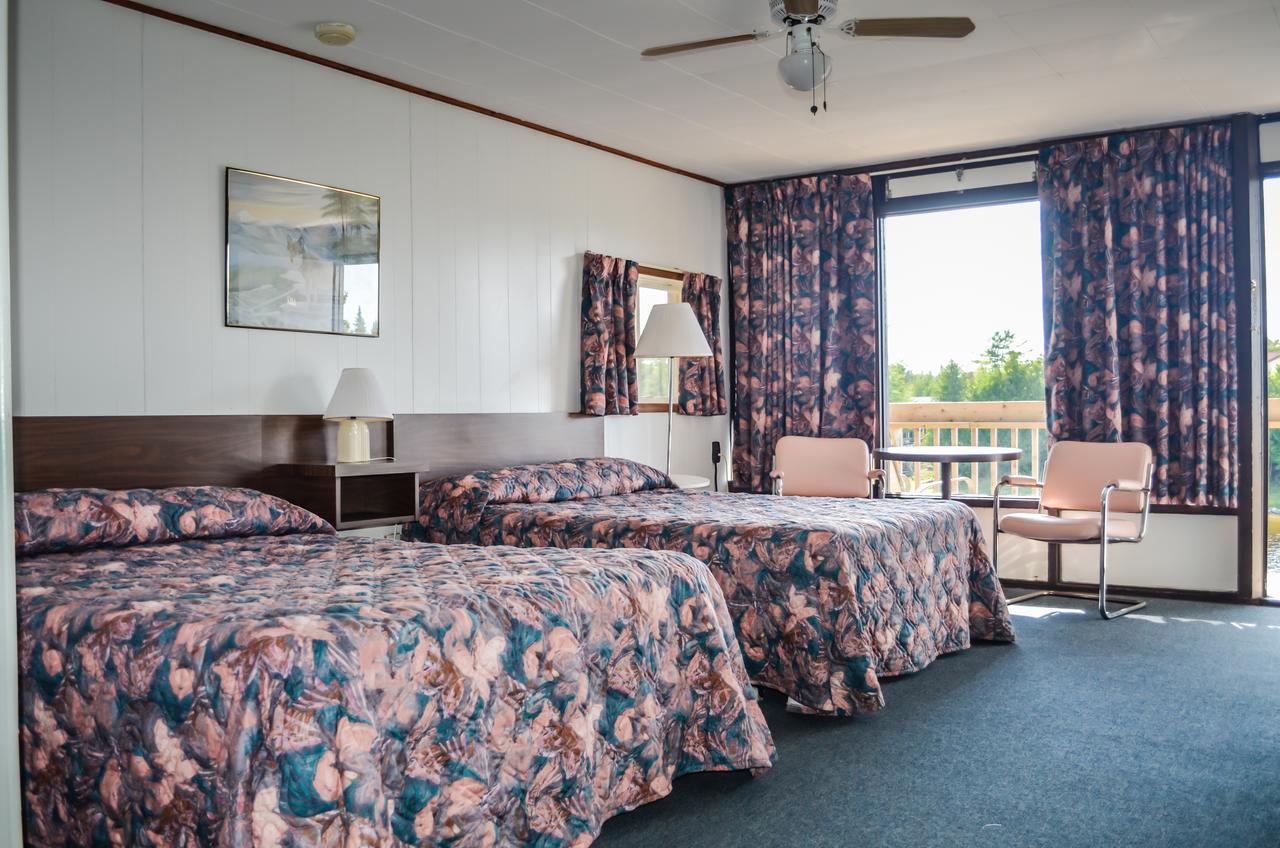 Kit Wat Motel & Marina Сабъл Бийч Екстериор снимка